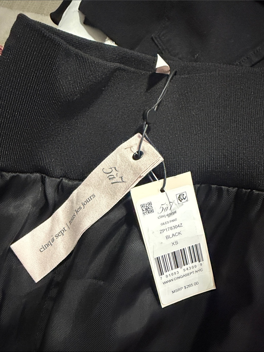 cinq a sept Black Cargo Jogger Pants - Picture 3 of 3